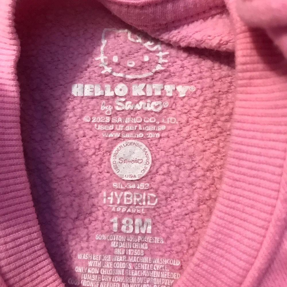 Hello Kitty Pink Crewneck Sweatshirt Glow in the Dark - Picture 2 of 2